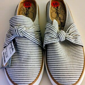 New Women's Margaritaville Striped Mules Size 10